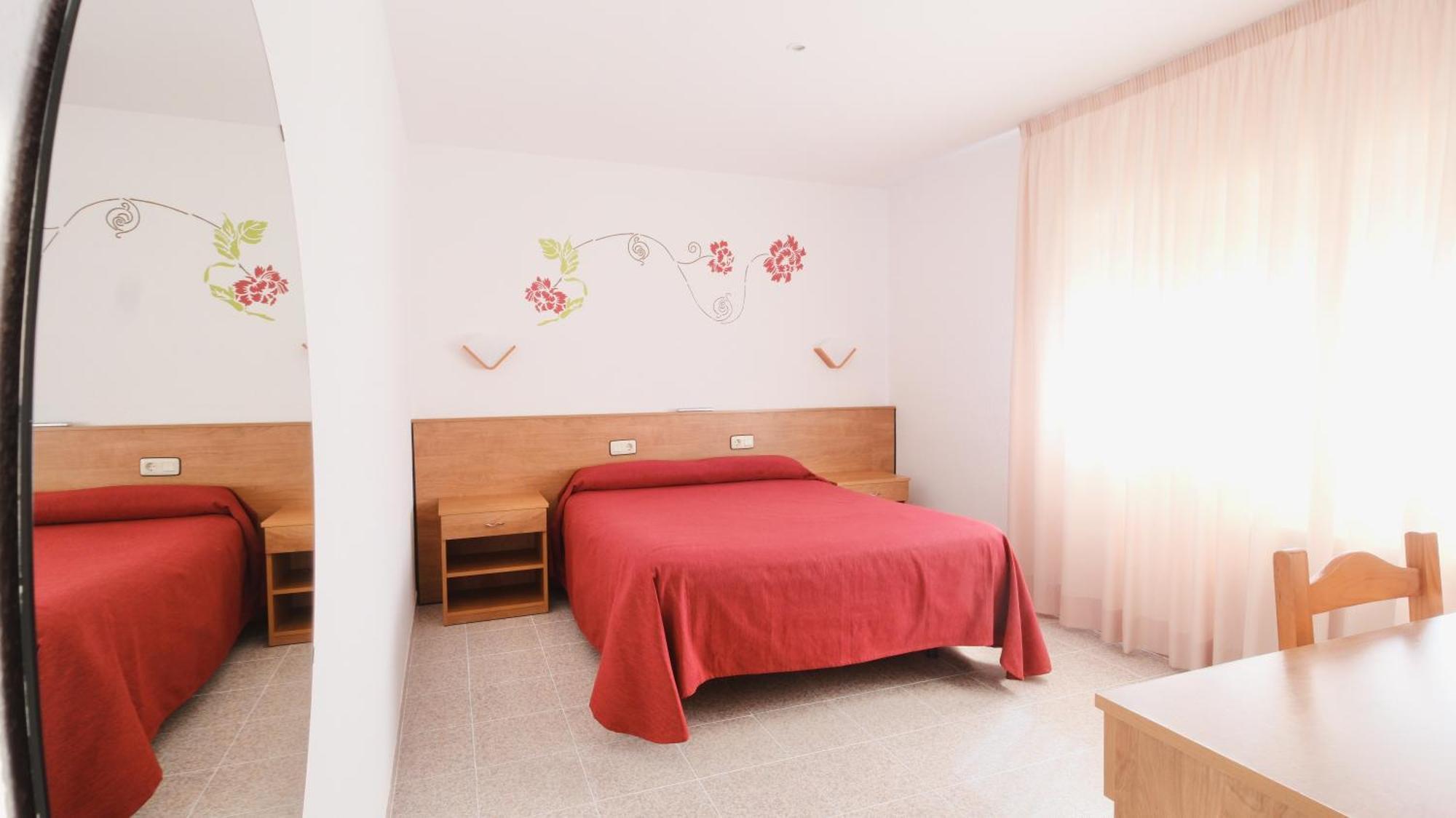 Hotel Paradis Torredembarra Extérieur photo